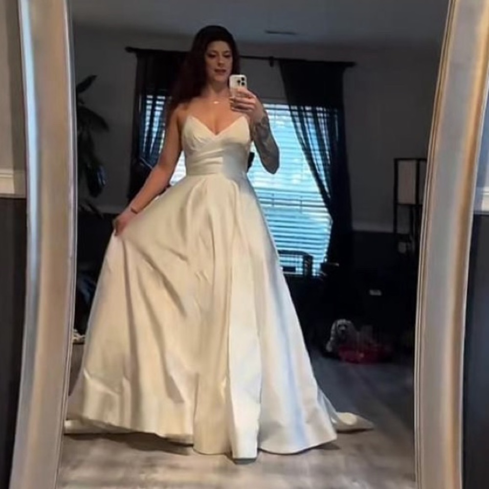 Lee Ann Belter Wedding dress